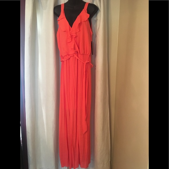 AUW Dresses & Skirts - AUW coral colored maxi dress size 12